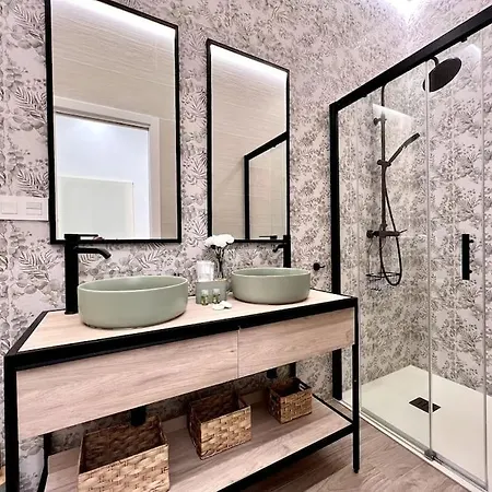 Auxiliadora Luxury * Sevilha